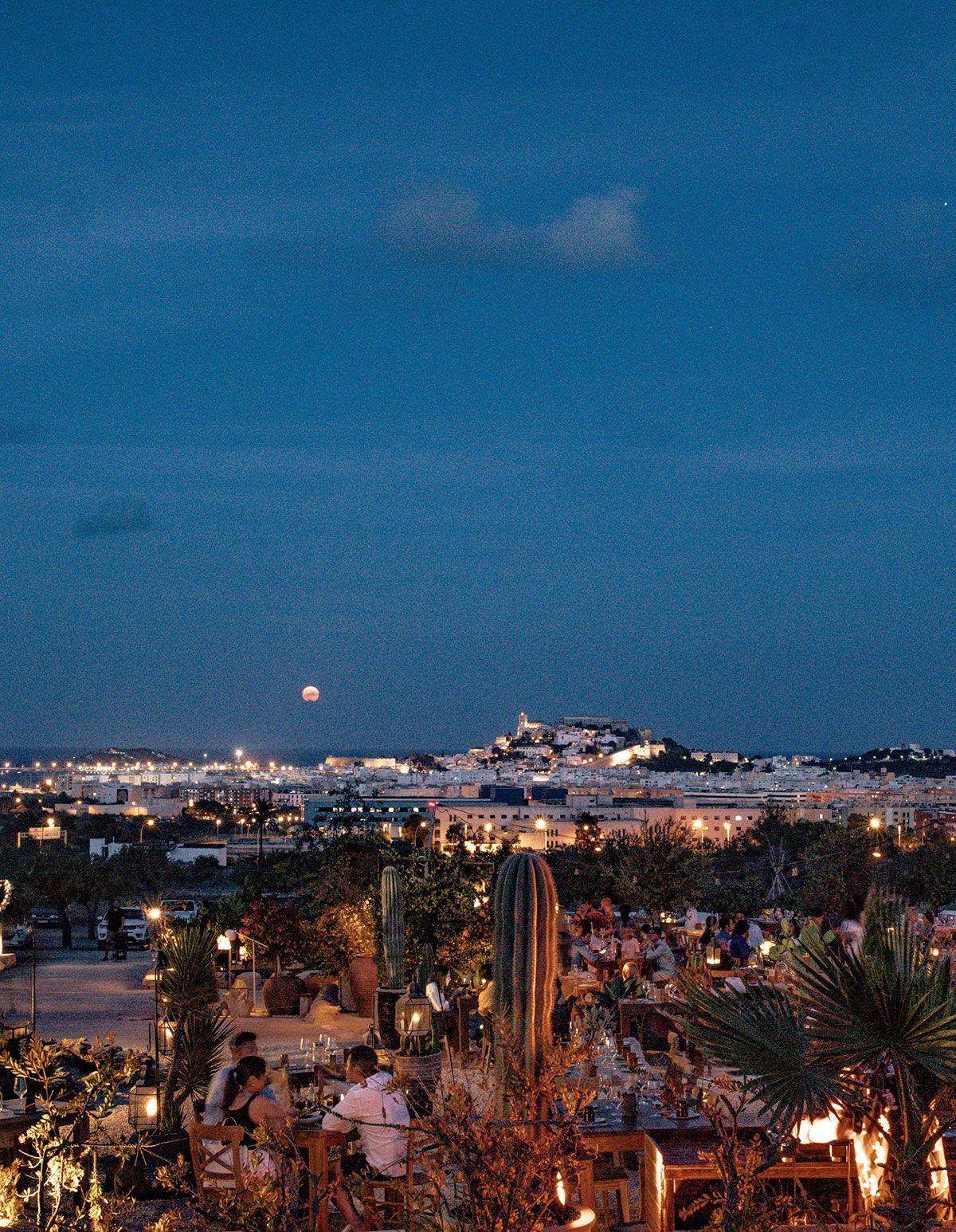 Casa Maca Restaurant By Night